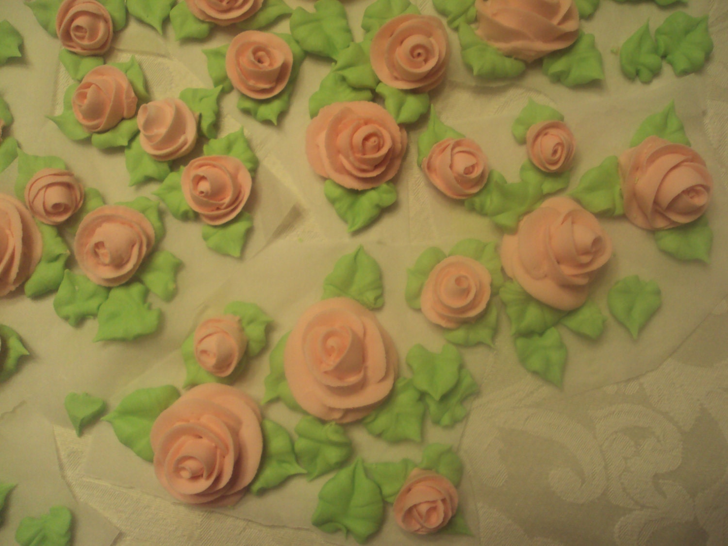 Premade Flowers ROYAL ICING ROSES For Cake Decorating or