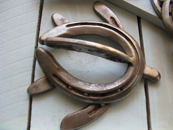 Family of Sea Turtles made from recycled Horseshoes