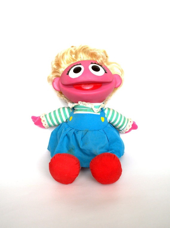 Vintage SESAME STREET Prairie Dawn Muppet Doll