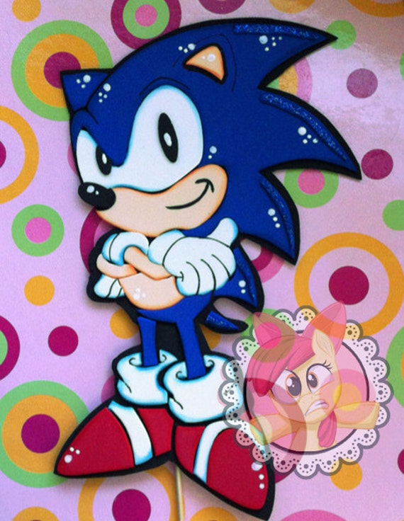 Items similar to Sonic Cake Topper on Etsy