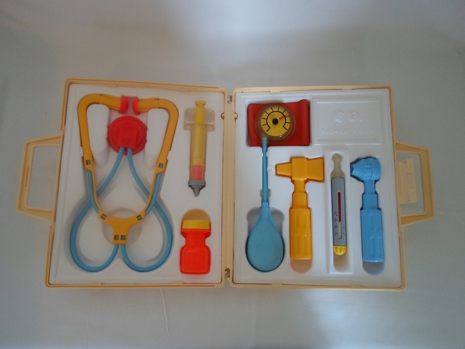fisher price medical kit 1977