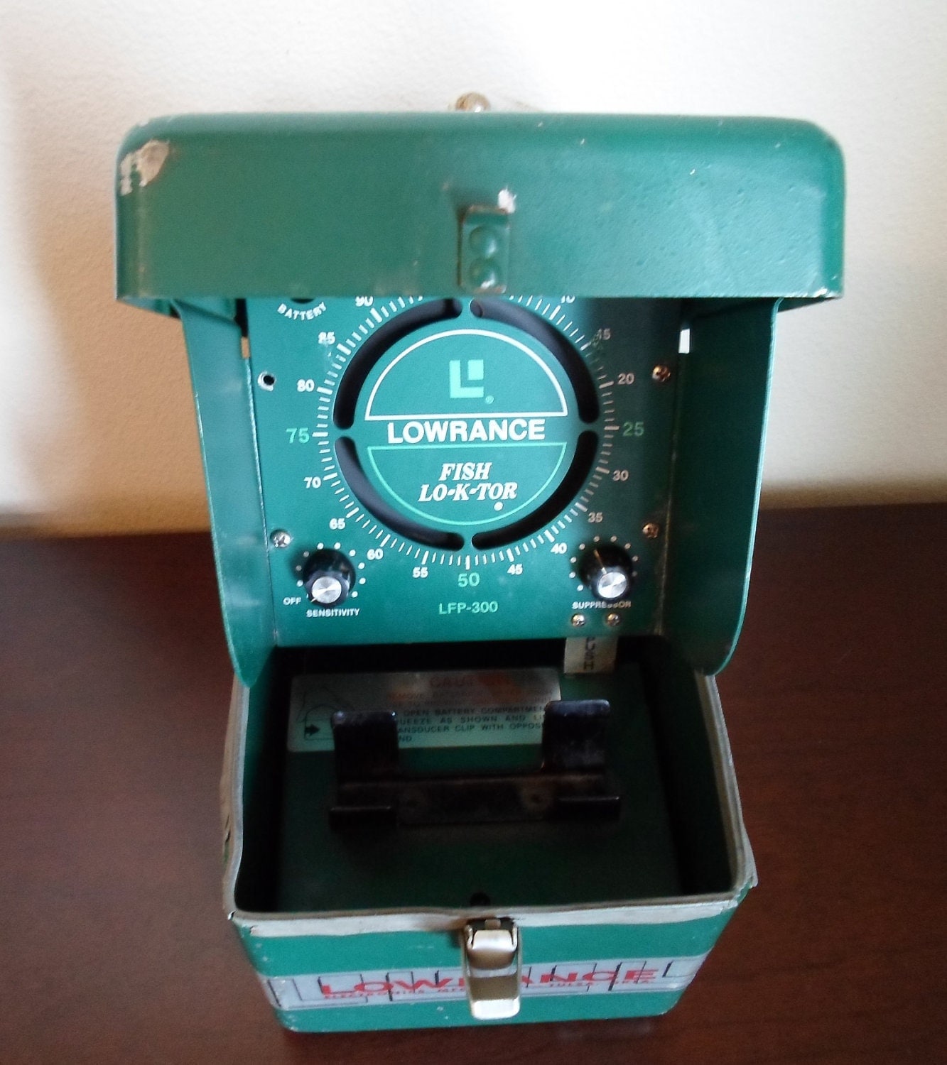 Vintage Lowrance FISH Lo K TOR fish finder mod Lfp300