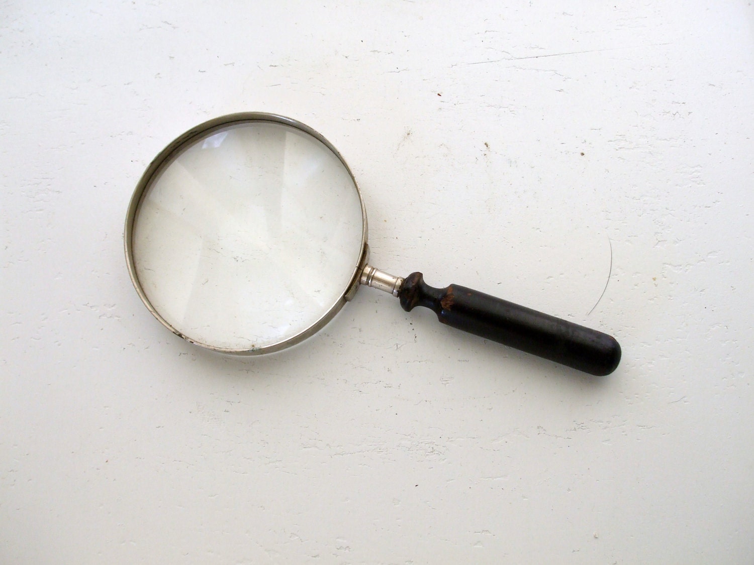 Items similar to Vintage Magnifying Glass on Etsy