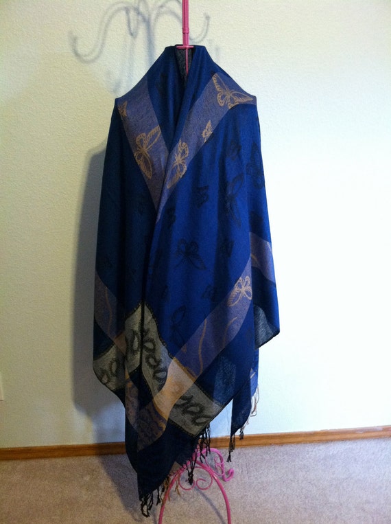 Items similar to Beautiful pashmina shawls in bright, elegant colors ...