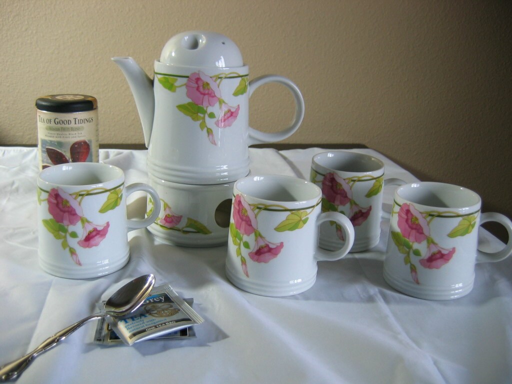 Vintage Tea Set Toscany Collection Pink Morning Glory