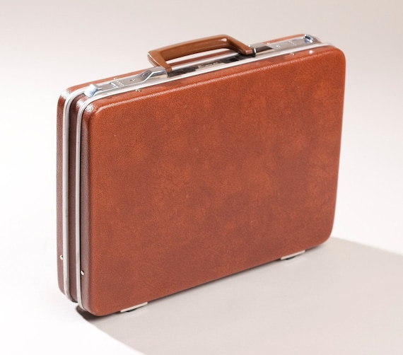 vintage echolac briefcase with key