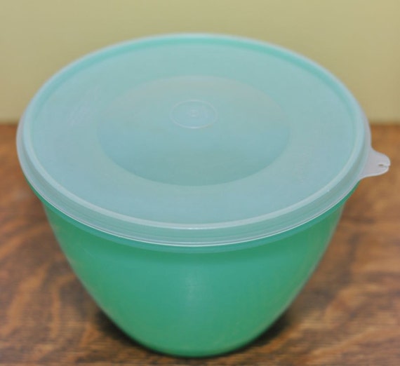 RESERVED Tupperware CrispIt Lettuce Keeper