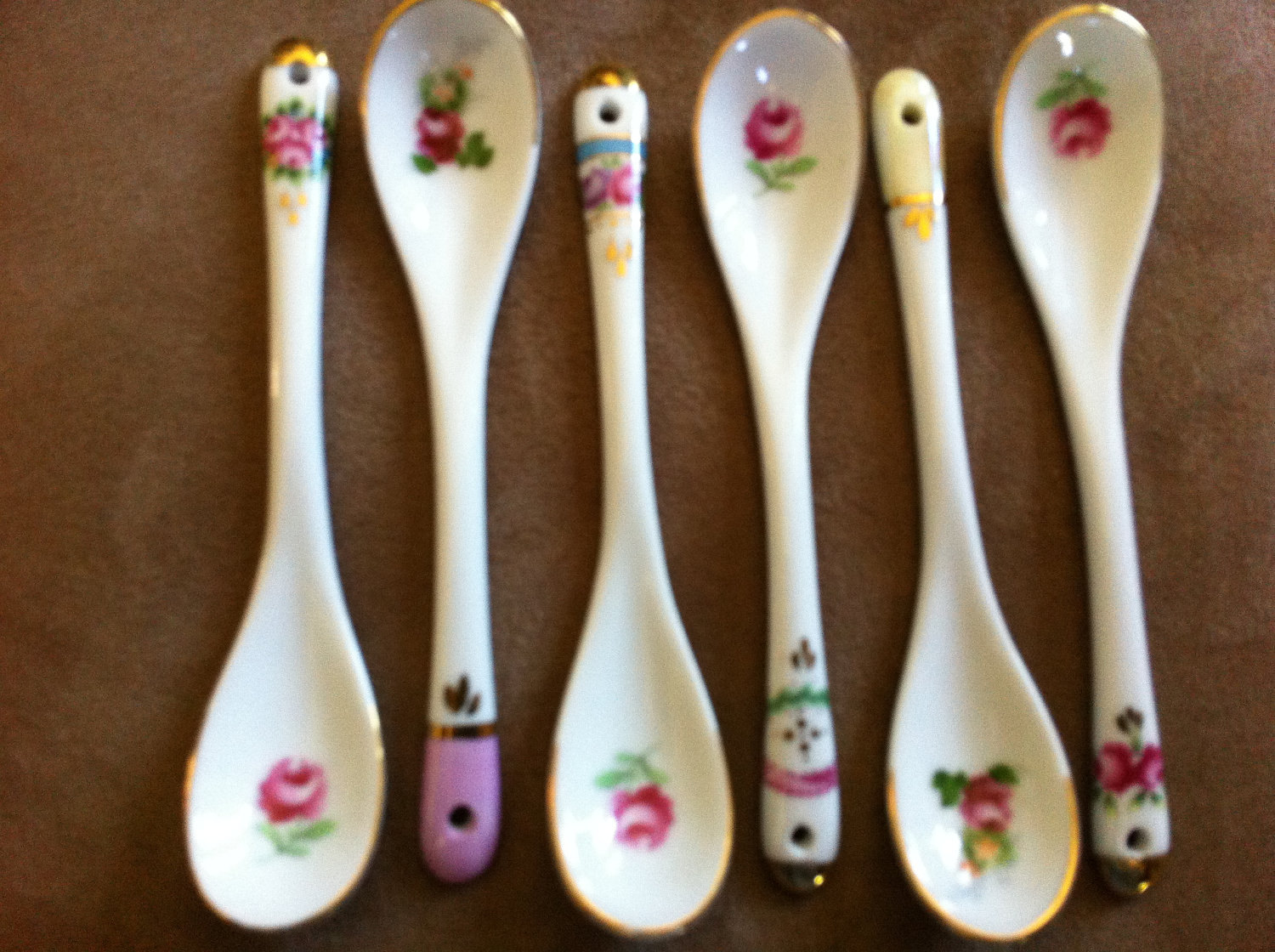 6 Porcelain Tea Spoons Roses Flowers Gold Gilt Glaze by mosspicker