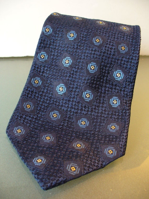 Vintage Hugo Boss Silk Made in Italy Necktie