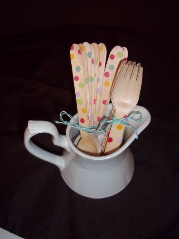 20 Polka Dot Wooden Spoons & Forks Party Cutlery
