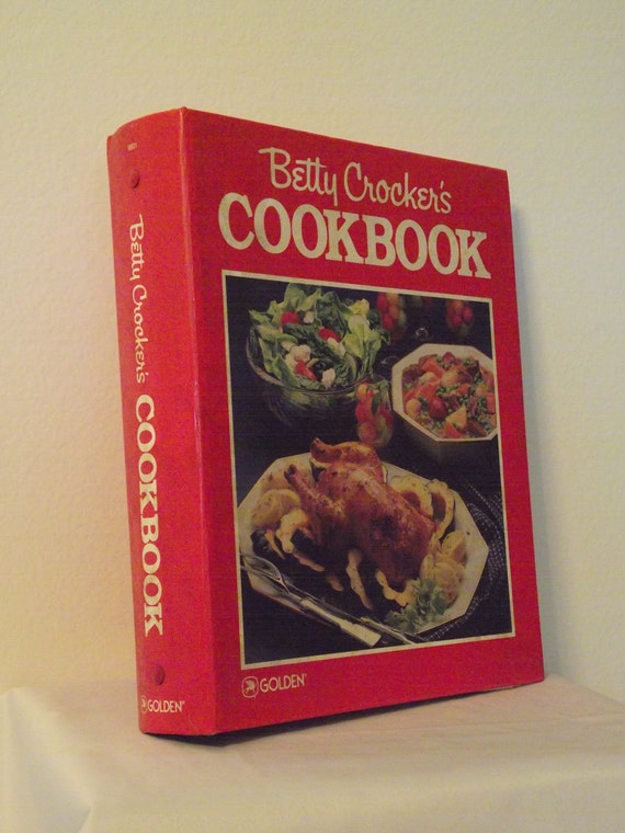 Vintage 1989 Printing Betty Crocker Cookbook with 15 Sections