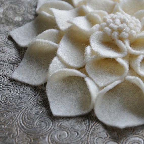 Large Felt Flower Pin - Cream Dahlia - Antique White Brooch