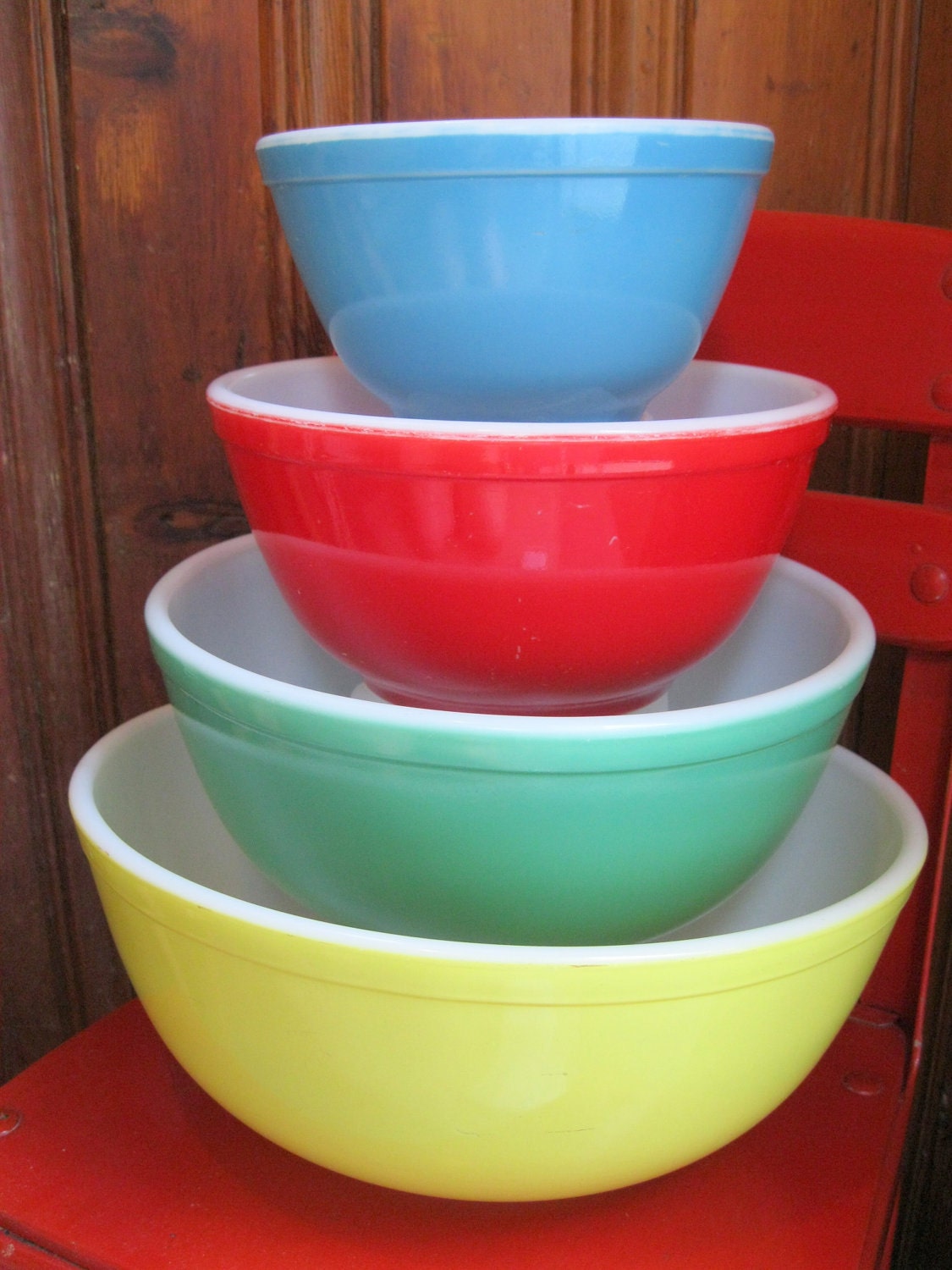 set-of-4-vintage-pyrex-primary-mixing-bowls