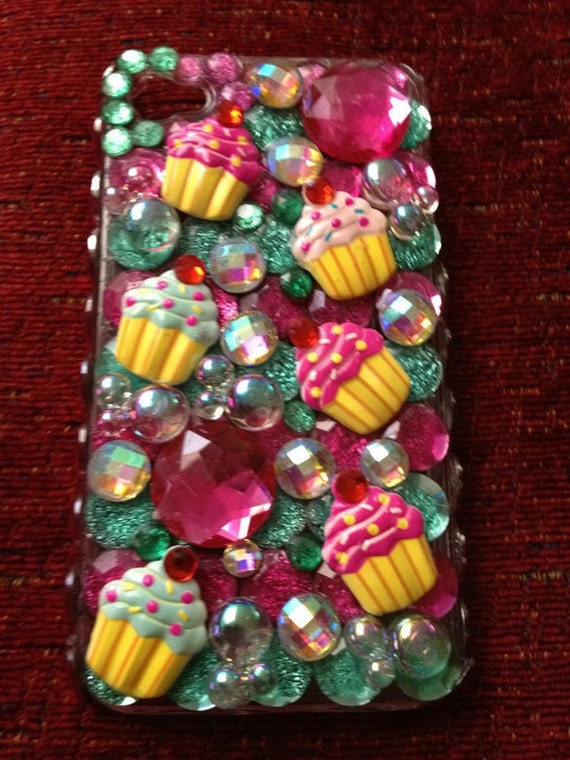iphone 4/4s decorated cell phone case cupcakes