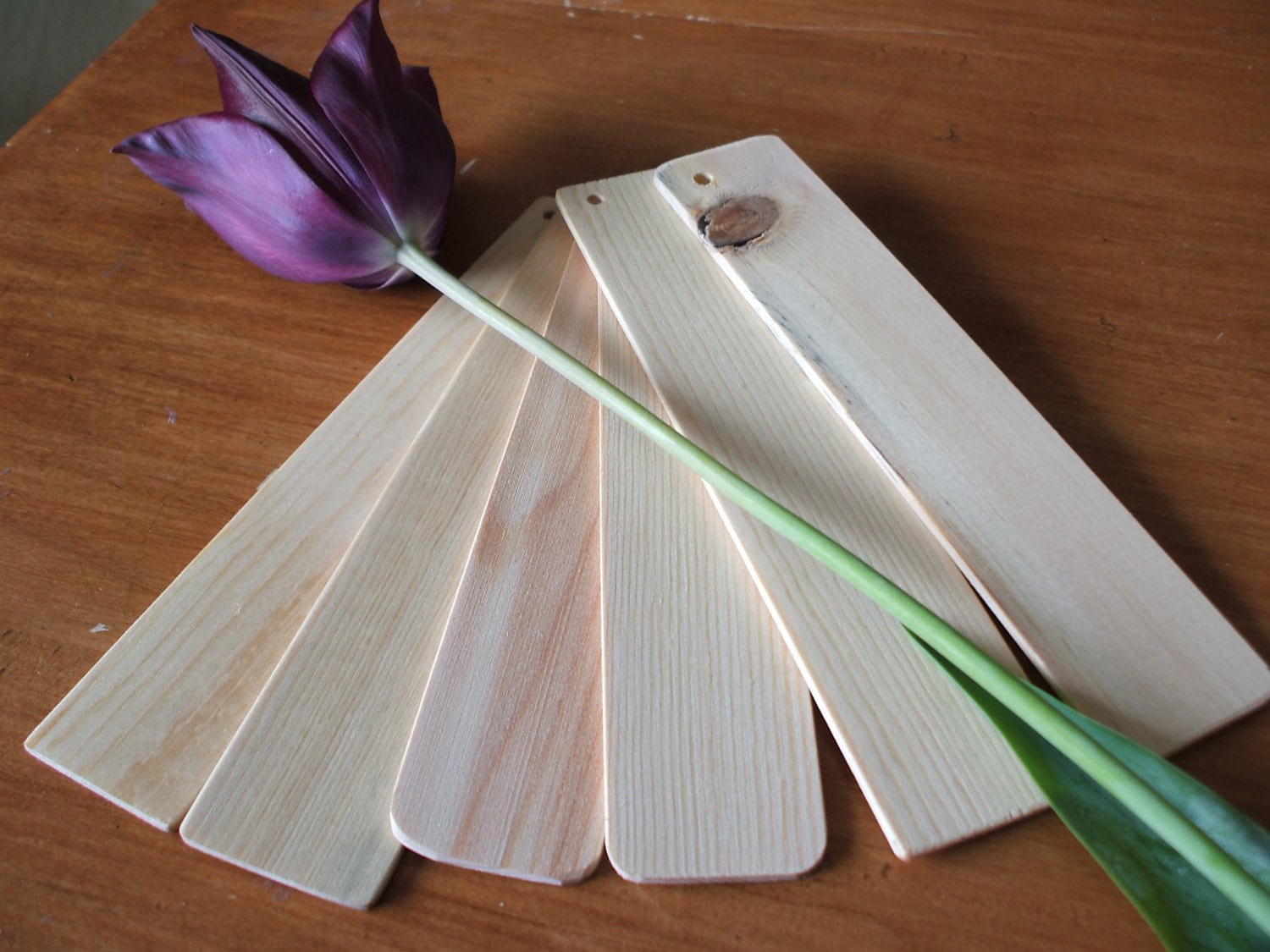 Wood bookmarks. Six blank bookmarks for you to personalize to