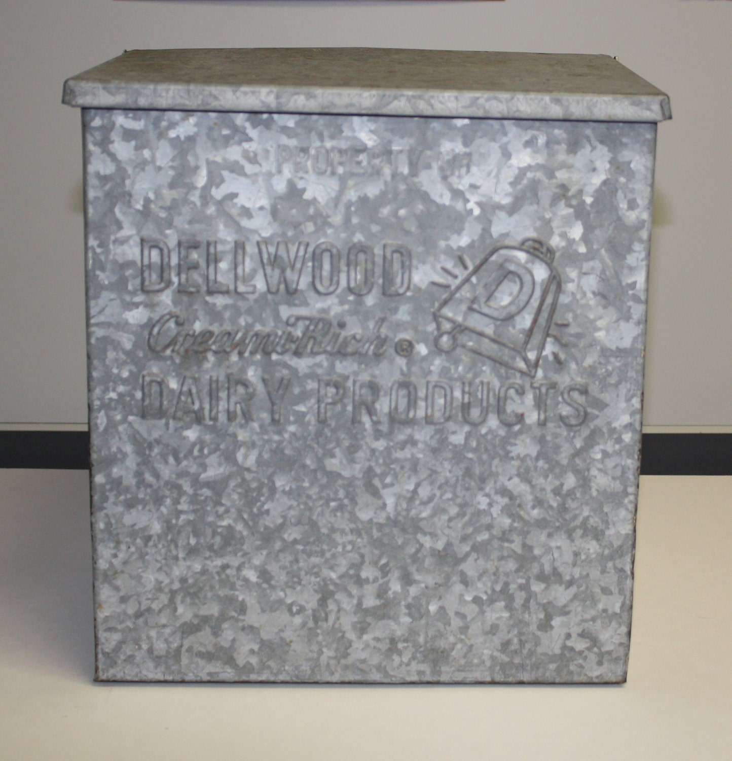Dellwood Galvanized Metal Milk Box