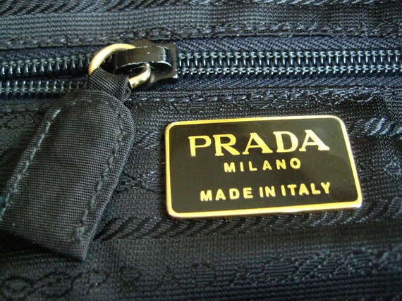 Vintage PRADA Quilted Nylon Pocono Shoulder Bag by 46n2 on Etsy  