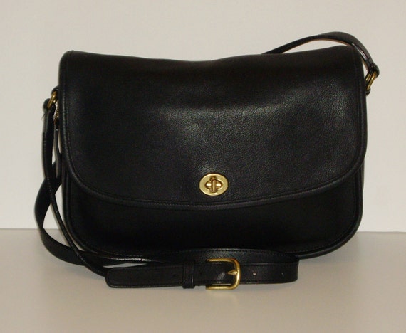 Coach City Bag Vintage Black Leather Shoulder Purse Style