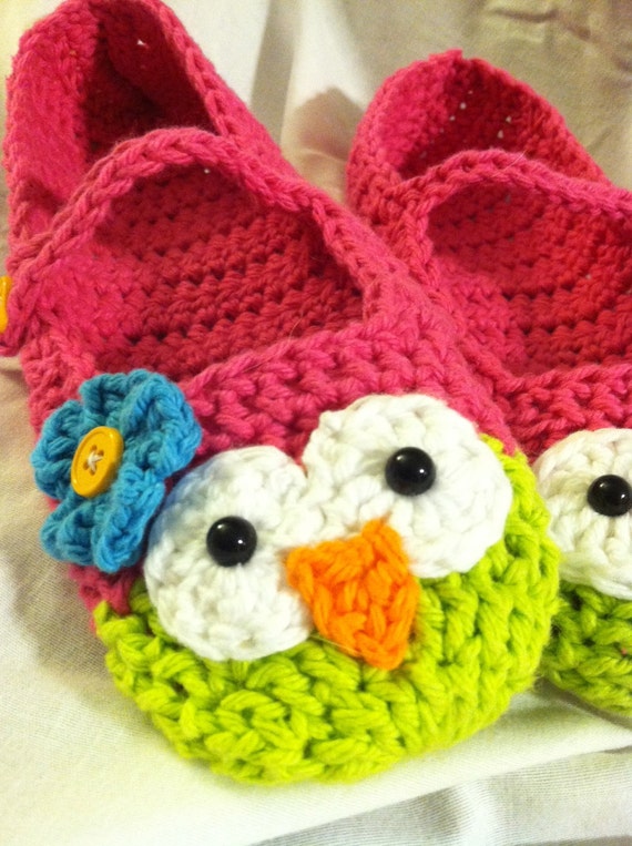 Items similar to Owl Slippers on Etsy