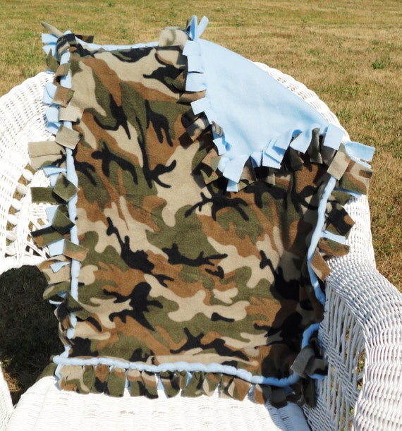 Items similar to Baby Boy Camo Camouflage Fleece Tie Blanket with Baby