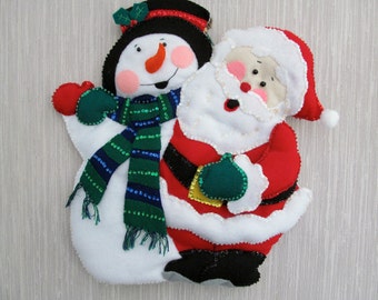 Welcome Friends Snowman Felt Wall Hanging Decoration Completed