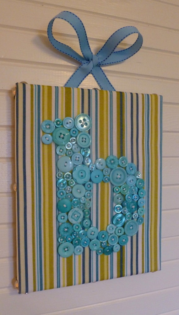 ������ Monogram Canvas ������ ��������� ��� ������������� �������, ���� ��� ����� - ��� ����� ����� � ������ ����