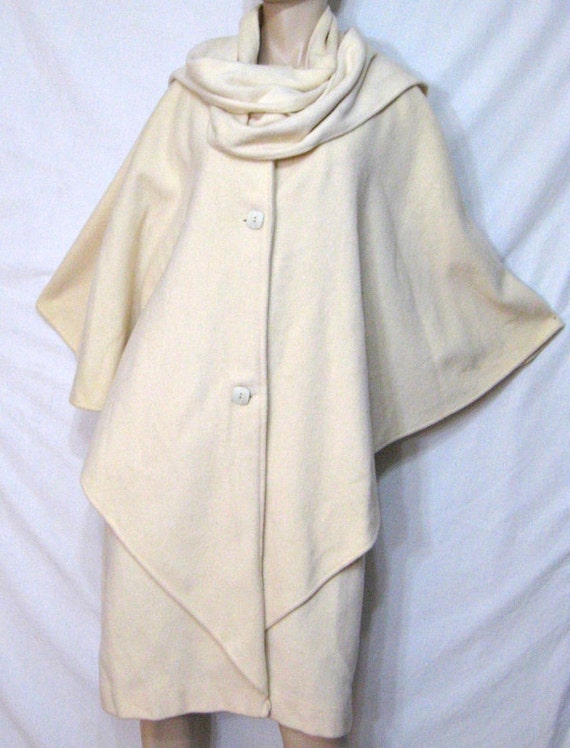 Vintage Cream Wool Cape Coat w Scarf Avant Garde Sz. S/M