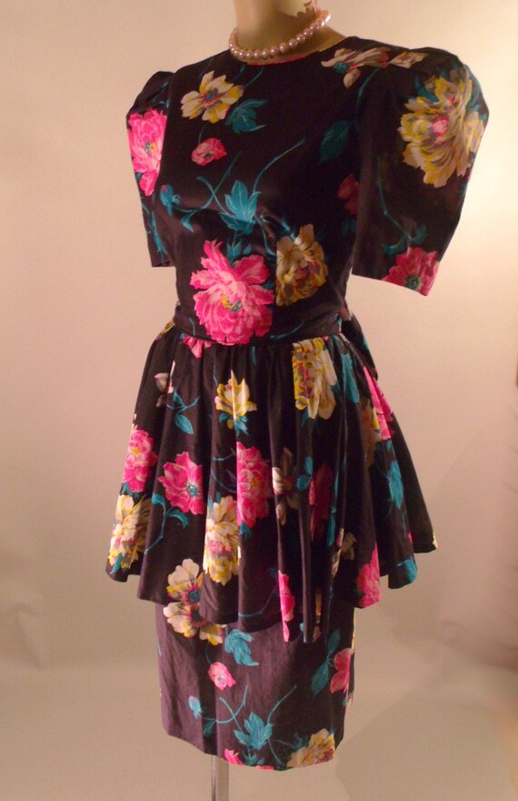 Vintage 80s Leslie Lucks Dress Cotton Floral Print by ehappy