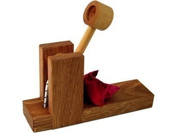 Wooden Catapult Toy - Kids Wood Toys - Natural Handmade Toys for Kids, Boy and Girls.