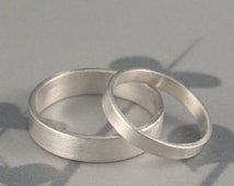 flat edge wedding ring set