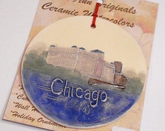 DO YOU RECOGNIZE this Chicago Landmark - personalizable handmade ceramic watercolor ornament original design by Wisconsin artist