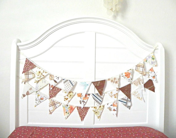 Nice And Earthy Bunting Pennent GarlandDecoration 9 Feet / Rustic Vintage Wedding Il_570xn