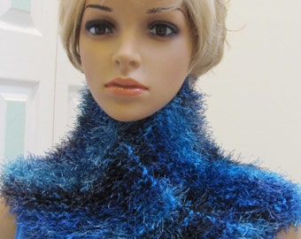 FUN FUR, Scarf/cowl, fuzzy yarn in multi shades of sea blue