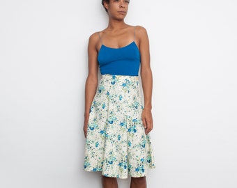 NOS vintage floral white long flared skirt size s