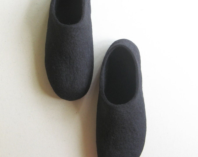 Black Slippers Women Felt house shoes - Boiled organic wool slippers - custom 7 color option rubber soles - Minimalist Gift for best Friend