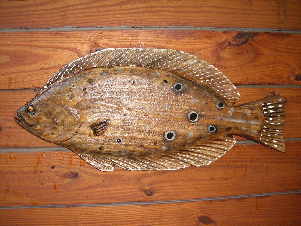 Flounder 26 Chainsaw Wood Fish Carving Art Sealed for Saltwater Fishing Home Decor