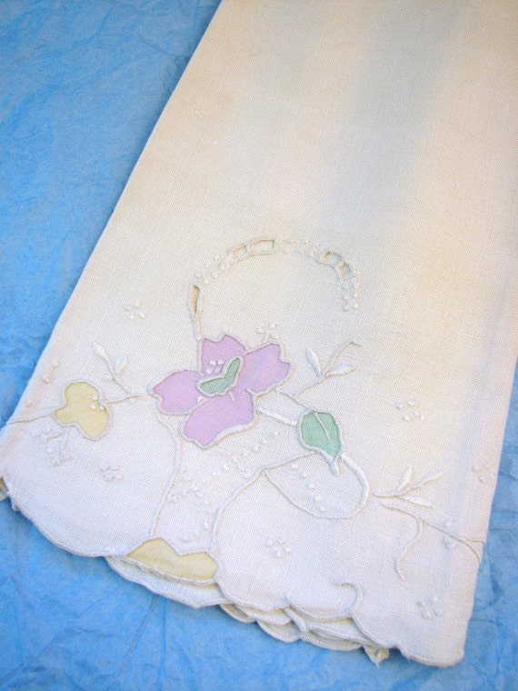 Items similar to Vintage White Linen Floral Applique, Cutwork