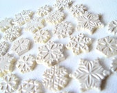 50 Irish Cream Snowflake Chocolates: Silver Shadow Il_170x135