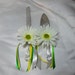 Country Wedding Cake Server Set With White Daisy Flowers Green Yellow And Silver Ribbon Cake Knife