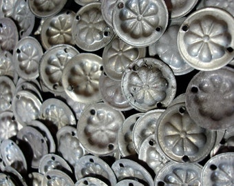 100 x very tarnished silver colour Turkoman style coin discs with two holes