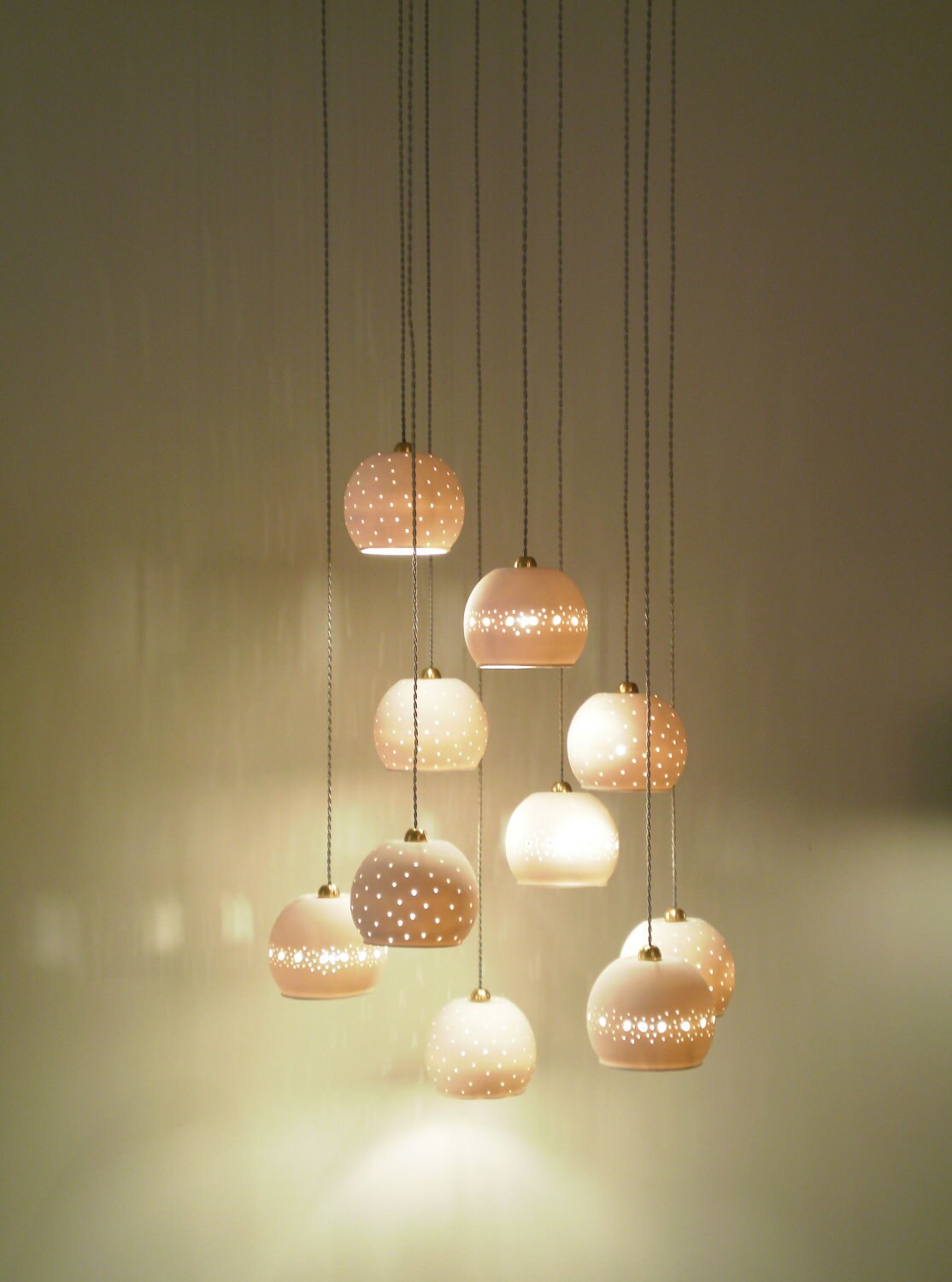 Small porcelain ball with lace