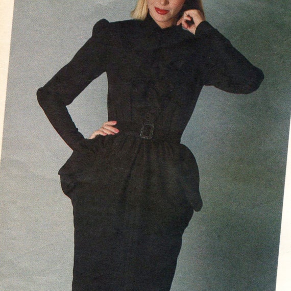 1980 Nina Ricci black ruffled dress pattern Vogue 2582