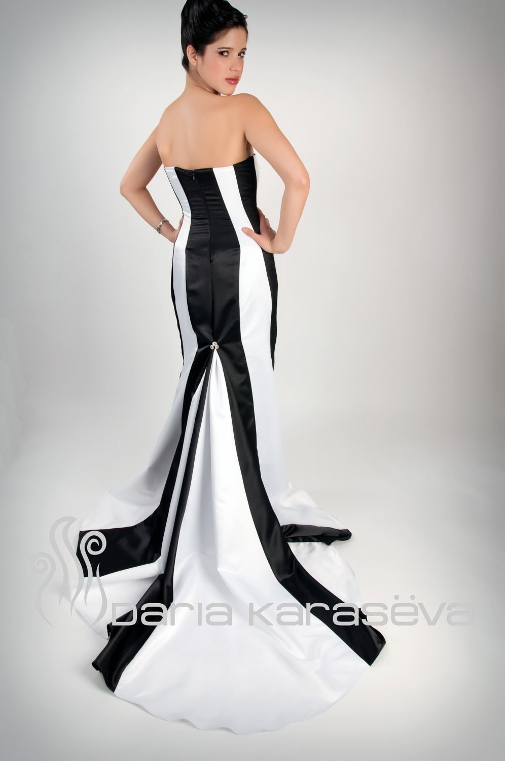 Black And White Gown Photo Album - Gift and fashion