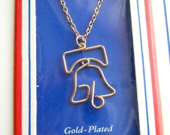 Vintage 1976 Philadelphia Liberty Bell Bicentennial Jewelry Necklace FREE SHIPPING