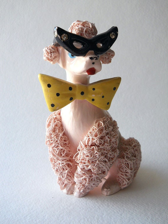 spaghetti poodle figurine