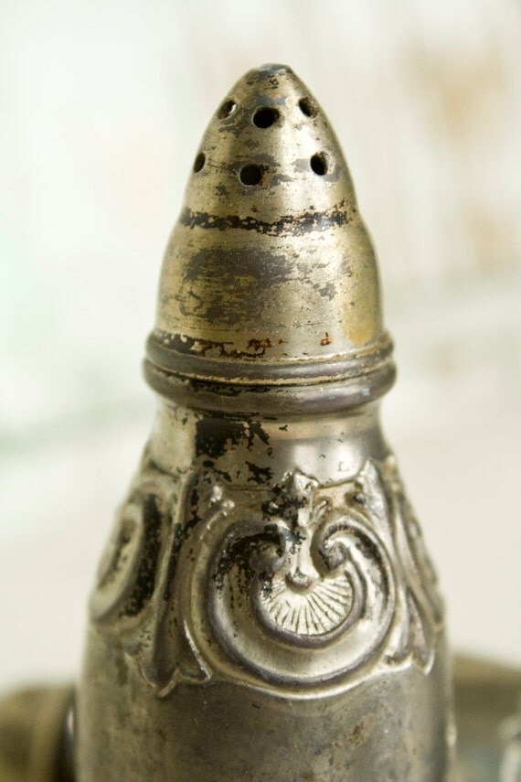 Vintage Salt and Pepper Shakers made in Japan Mid by foundhere