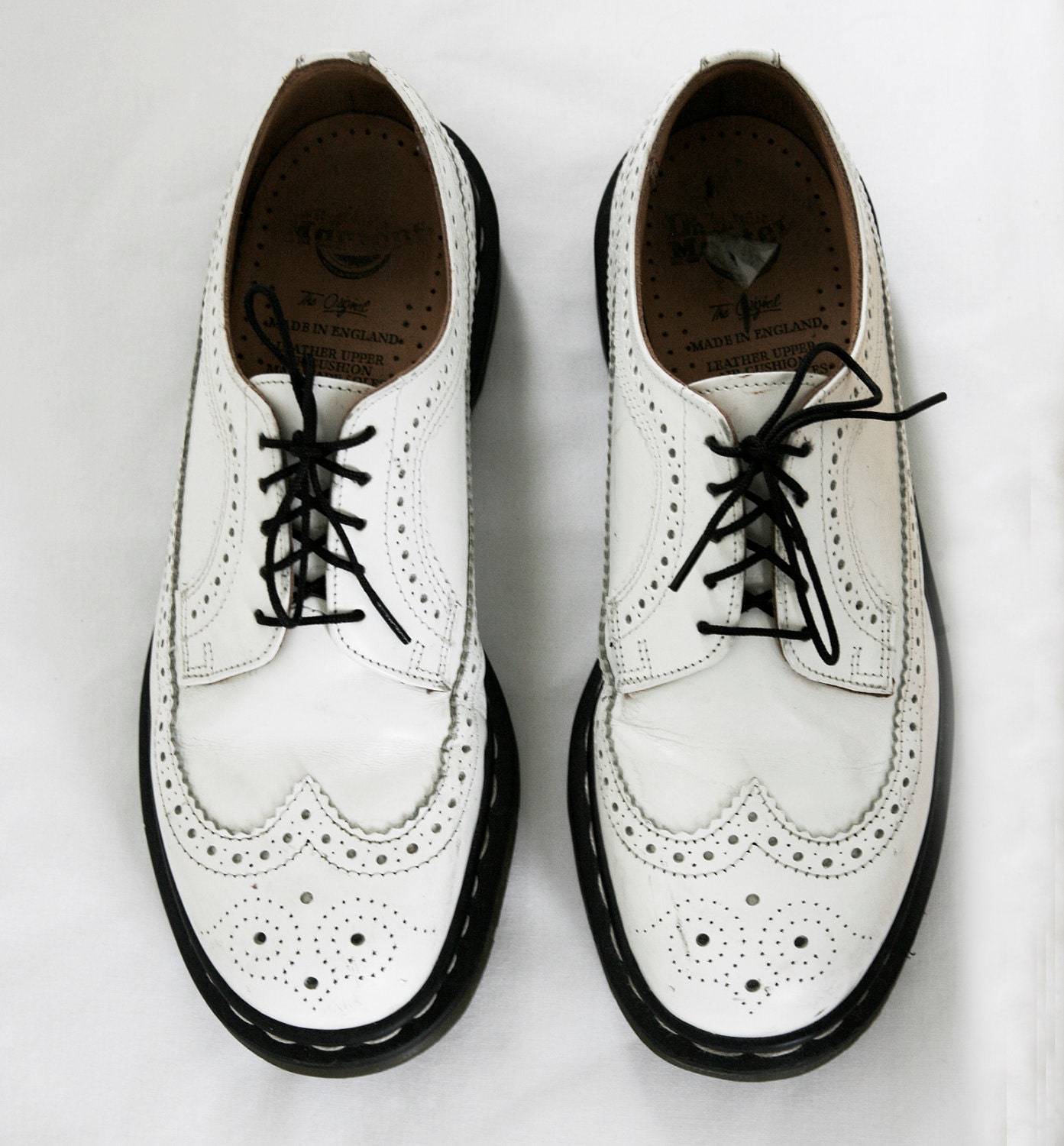 Rare Dr. Martens White Wing Tip Brogues UK 7 us by VintageReBelle