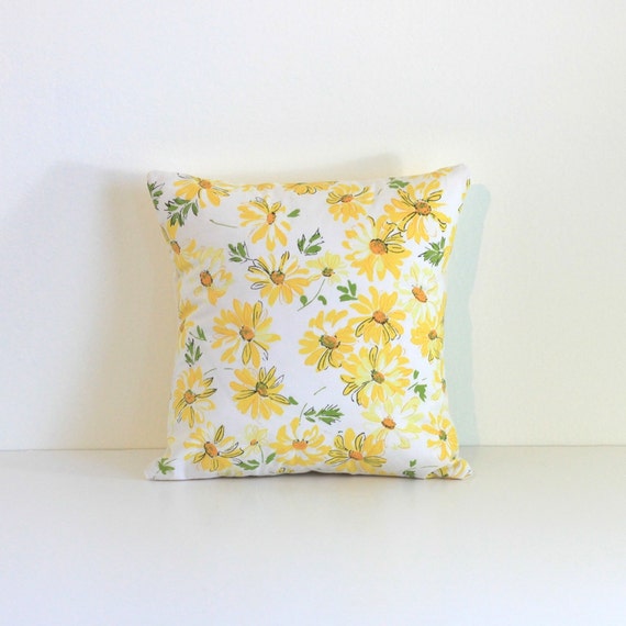 daisy pillow cover // yellow flower pillow // by