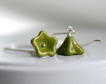 Olive Green Glass Earrings, Gold Speckled Flowers on Sterling Silver, Green Earrings, Earthy Jewerly, Autumn Earrings - Posies