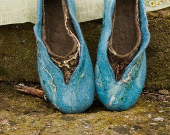 Felted wool slippers Women home shoes TURQUOISE